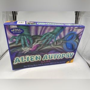 1997 DaMert Company Alien Autopsy Board Game.  Game is missing one body piece.